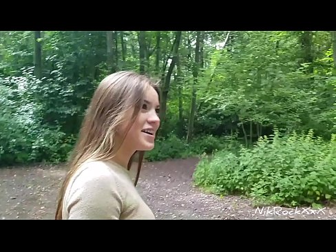 ❤️ Jeg foreslog Evelina, at vi skulle kneppe på et offentligt sted! Hun sagde ja. Så kneppede jeg hende i røven og kom i hendes mund. Derefter tissede hun i bukserne på sig selv. Fucking video at da.porngifmag-com.ru