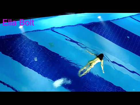 ❤️ Jeg kan ikke stoppe med at se, ung blondine fanget i at svømme nøgen i ELLA BOLT resort pool Fucking video at da.porngifmag-com.ru