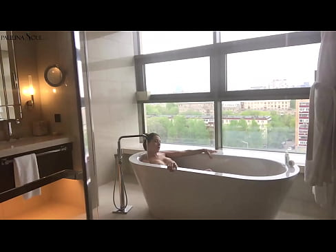 ❤️ Kæmpe babe ondt i sin fisse på badeværelset Fucking video at da.porngifmag-com.ru