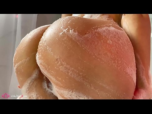 ❤️ Brunette onanerer fisse med vibrator til intens orgasme i brusebad Fucking video at da.porngifmag-com.ru