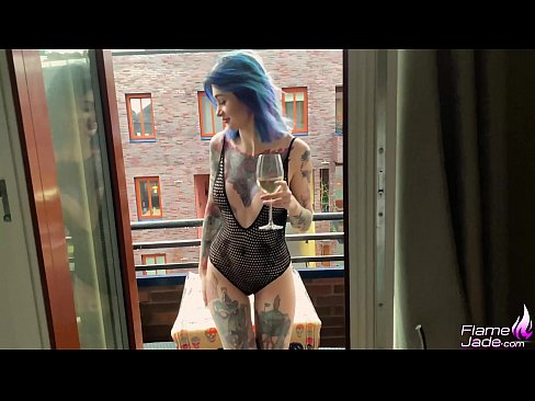 ❤️ Kæmpe pige suger med en sut og knepper lidenskabeligt under åben himmel Fucking video at da.porngifmag-com.ru